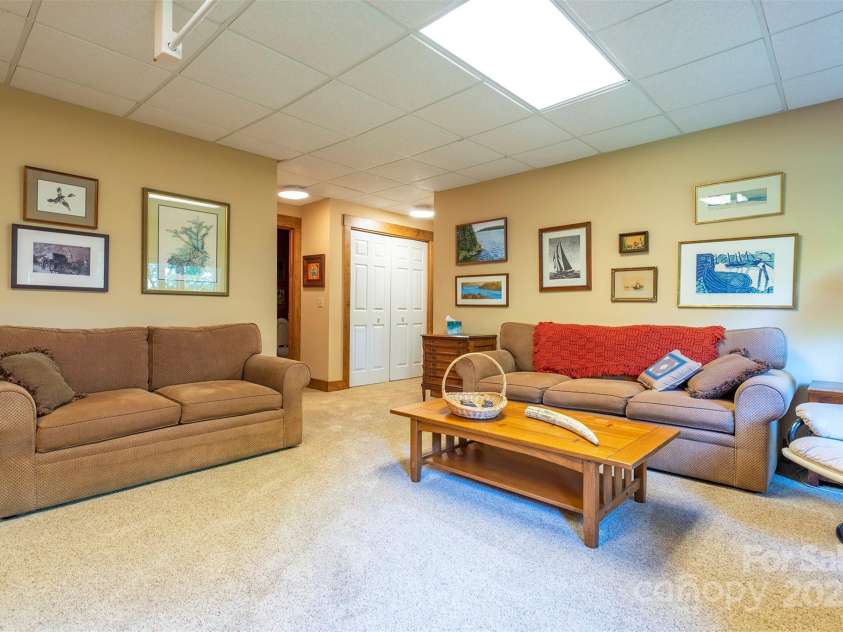 4 Galax Lane, Black Mountain, NC 28711.  MLS# CAR4286030, YatesRealty ID 29947. Family room lower level