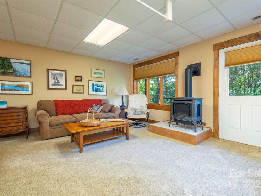 4 Galax Lane, Black Mountain, NC 28711.  MLS# CAR4286030, YatesRealty ID 29947. Family room lower level