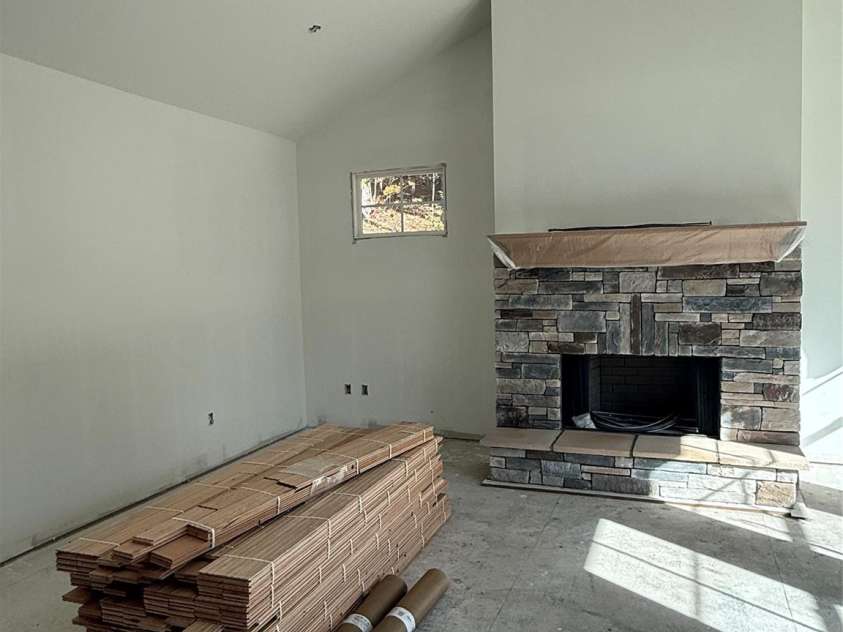 634 Hollybrook Drive, Flat Rock, NC 28731.  MLS# CAR4284666, YatesRealty ID 29949. 