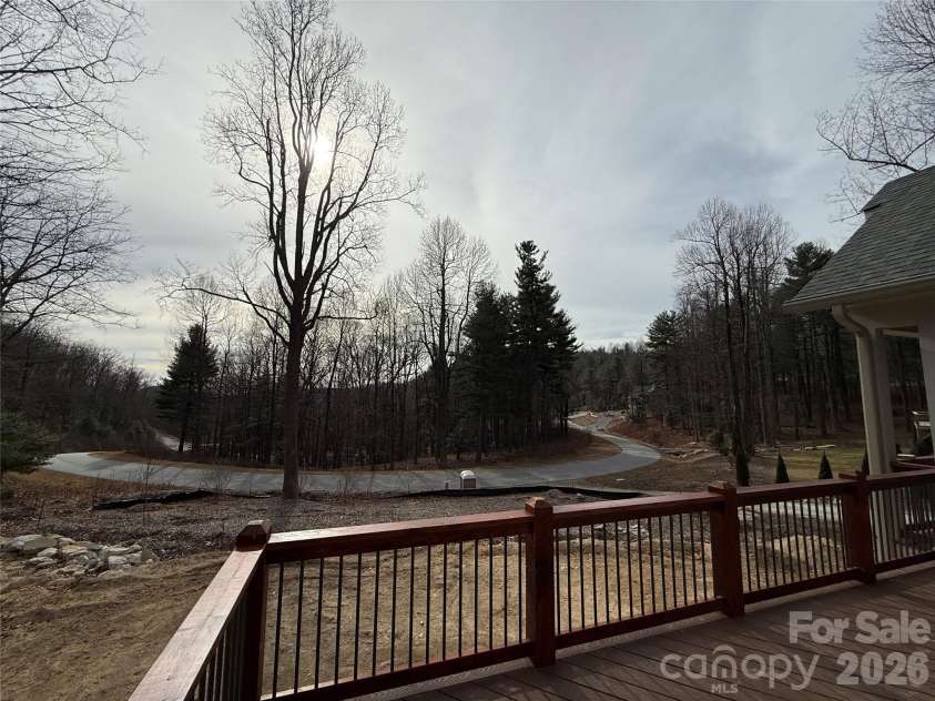 634 Hollybrook Drive, Flat Rock, NC 28731.  MLS# CAR4284666, YatesRealty ID 29949. 