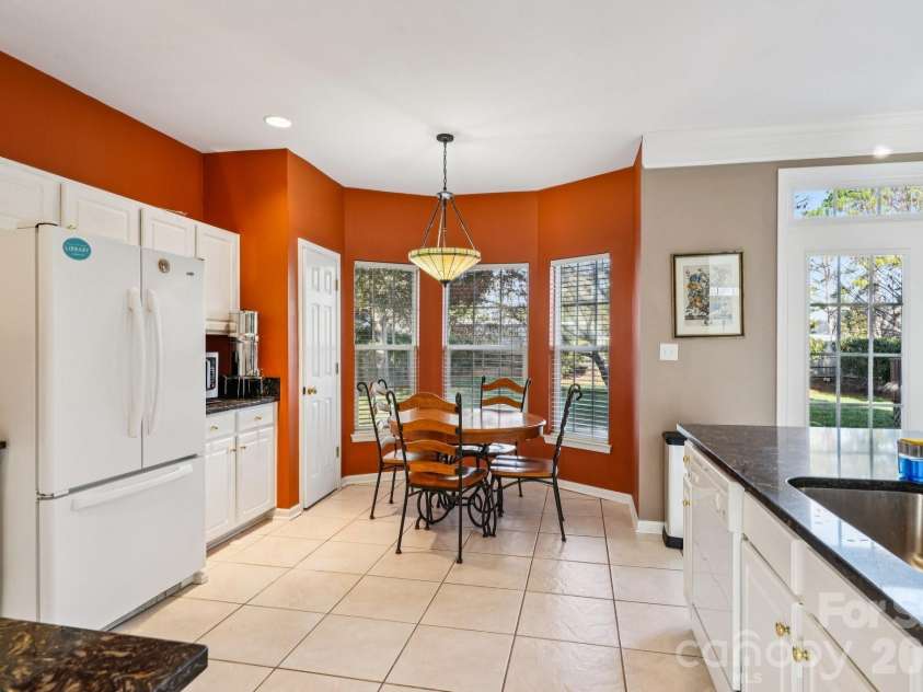 9533 Autumn Applause Drive, Charlotte, NC 28277.  MLS# CAR4350814, YatesRealty ID 29949. 