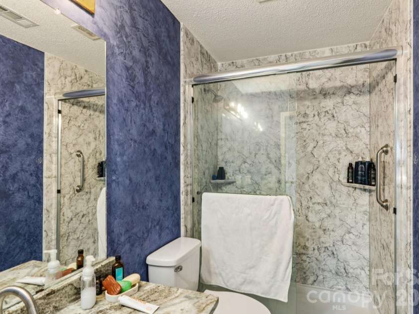 9533 Autumn Applause Drive, Charlotte, NC 28277.  MLS# CAR4350814, YatesRealty ID 29949. 