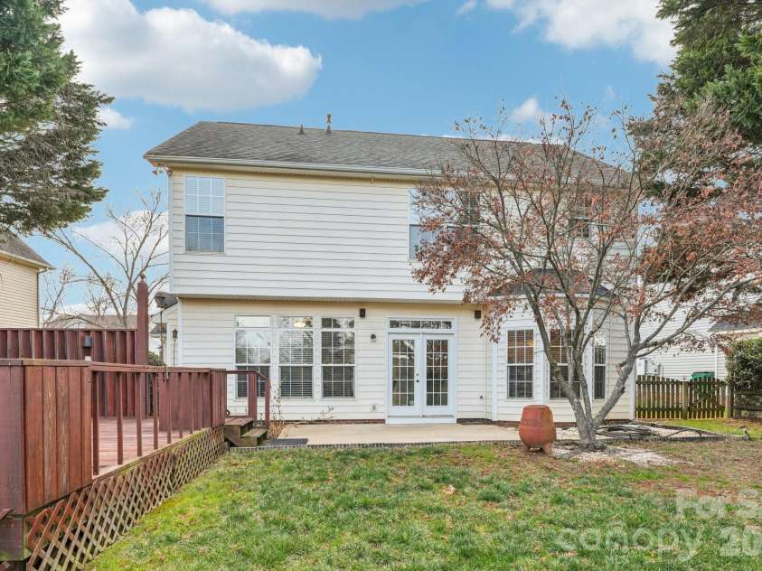 9533 Autumn Applause Drive, Charlotte, NC 28277.  MLS# CAR4350814, YatesRealty ID 29949. 