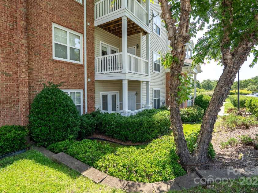 10614 Hill Point Court, Charlotte, NC 28262.  MLS# CAR4273711, YatesRealty ID 29950. 