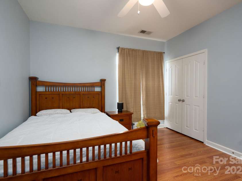 10614 Hill Point Court, Charlotte, NC 28262.  MLS# CAR4273711, YatesRealty ID 29950. 