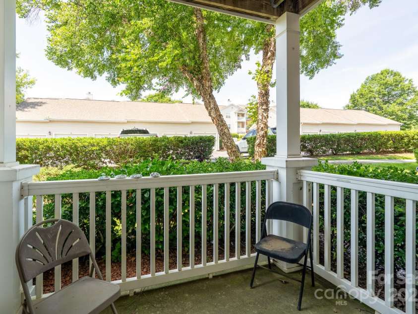 10614 Hill Point Court, Charlotte, NC 28262.  MLS# CAR4273711, YatesRealty ID 29950. 