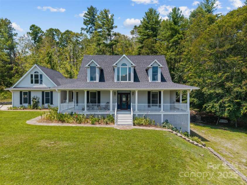34 Anderson Road, Weaverville, NC 28787.  MLS# CAR4285652, YatesRealty ID 29953. 