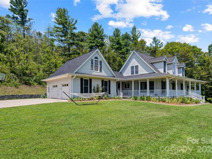 34 Anderson Road, Weaverville, NC 28787.  MLS# CAR4285652, YatesRealty ID 29953. 