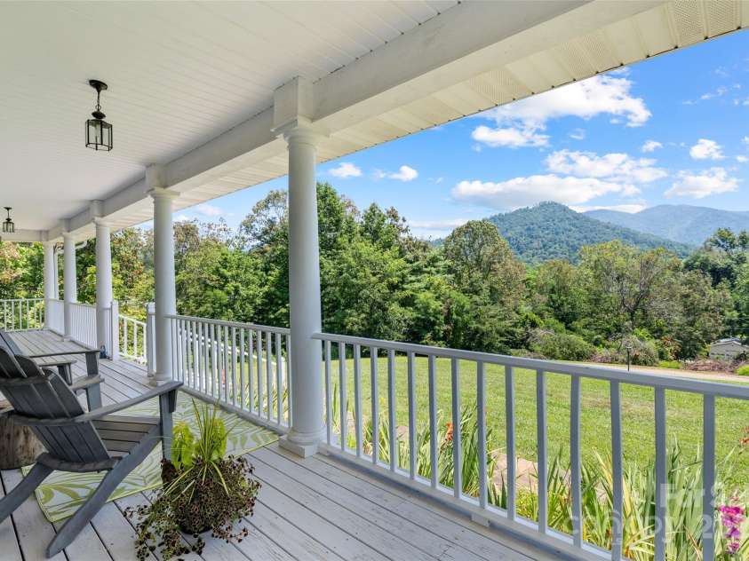 34 Anderson Road, Weaverville, NC 28787.  MLS# CAR4285652, YatesRealty ID 29953. 