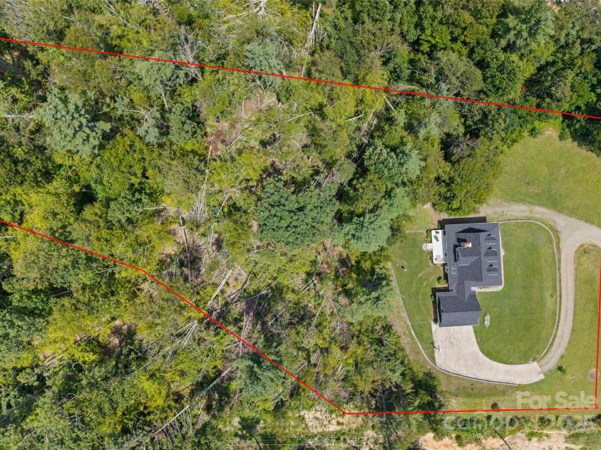 34 Anderson Road, Weaverville, NC 28787.  MLS# CAR4285652, YatesRealty ID 29953. 