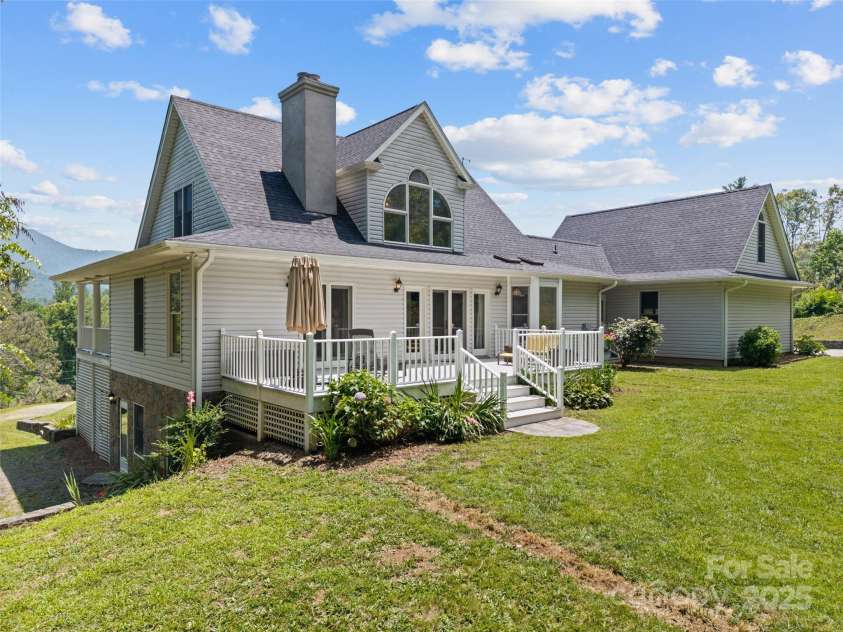 34 Anderson Road, Weaverville, NC 28787.  MLS# CAR4285652, YatesRealty ID 29953. 