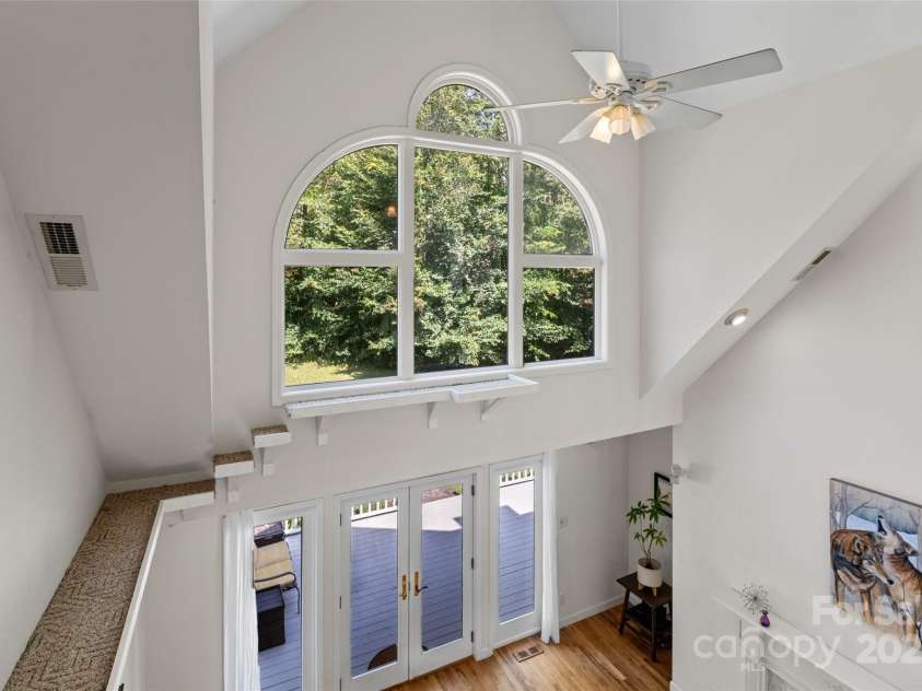 34 Anderson Road, Weaverville, NC 28787.  MLS# CAR4285652, YatesRealty ID 29953. 