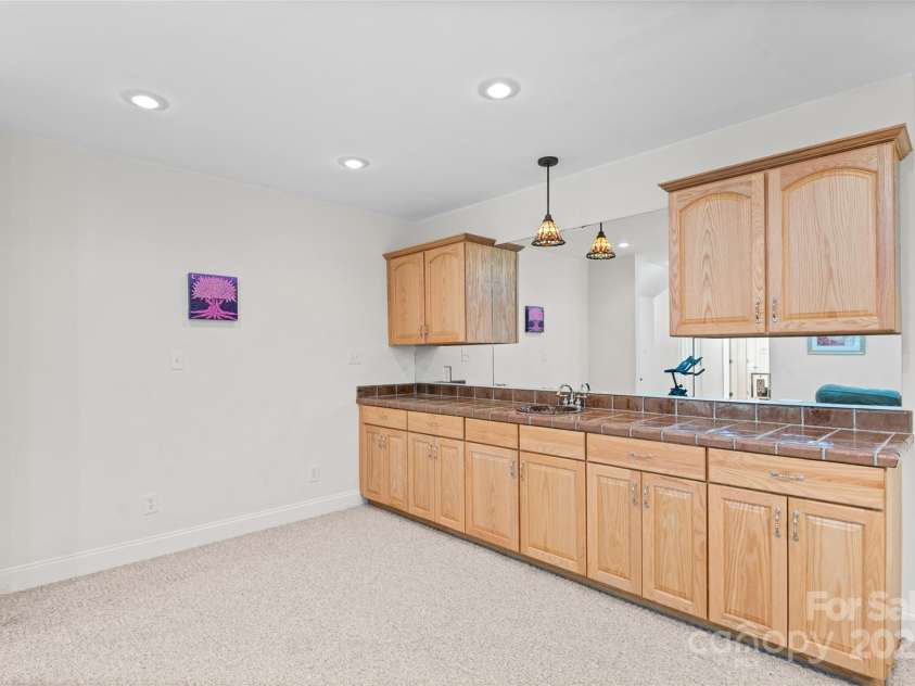 34 Anderson Road, Weaverville, NC 28787.  MLS# CAR4285652, YatesRealty ID 29953. 