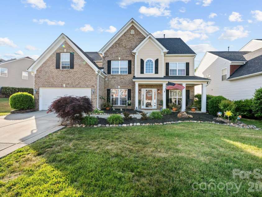 8423 Mossy Cup Trail, Harrisburg, NC 28075.  MLS# CAR4379976, YatesRealty ID 29954. 
