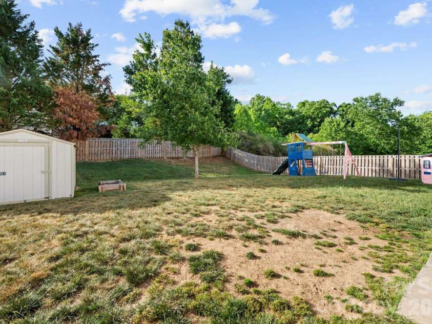 8423 Mossy Cup Trail, Harrisburg, NC 28075.  MLS# CAR4379976, YatesRealty ID 29954. 