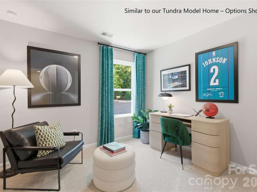 6547 Fire Lily Lane, Charlotte, NC 28216.  MLS# CAR4383843, YatesRealty ID 29955. 