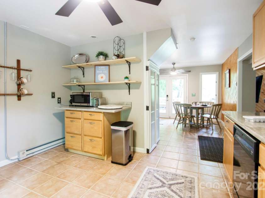 6836 Richland Road, Lenoir, NC 28645.  MLS# CAR4287290, YatesRealty ID 29955. 