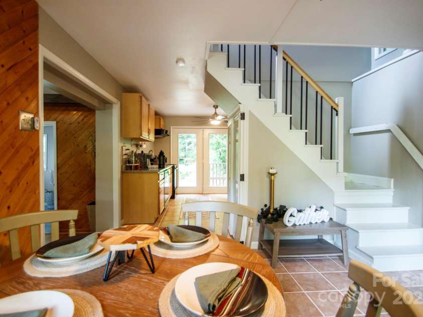 6836 Richland Road, Lenoir, NC 28645.  MLS# CAR4287290, YatesRealty ID 29955. 