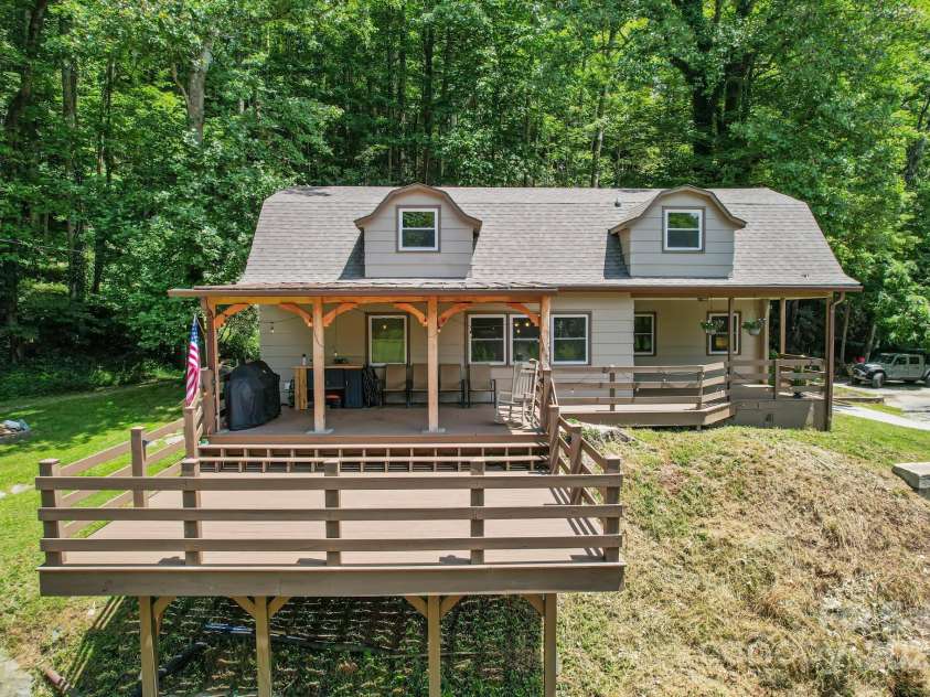 6836 Richland Road, Lenoir, NC 28645.  MLS# CAR4287290, YatesRealty ID 29955. 