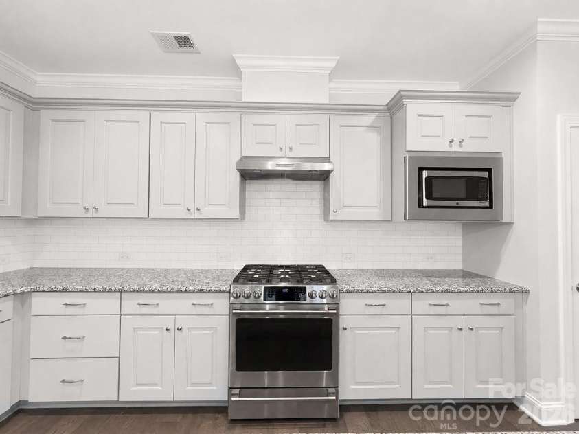 5149 Looking Glass Trail, Denver, NC 28037.  MLS# CAR4376712, YatesRealty ID 29956. 