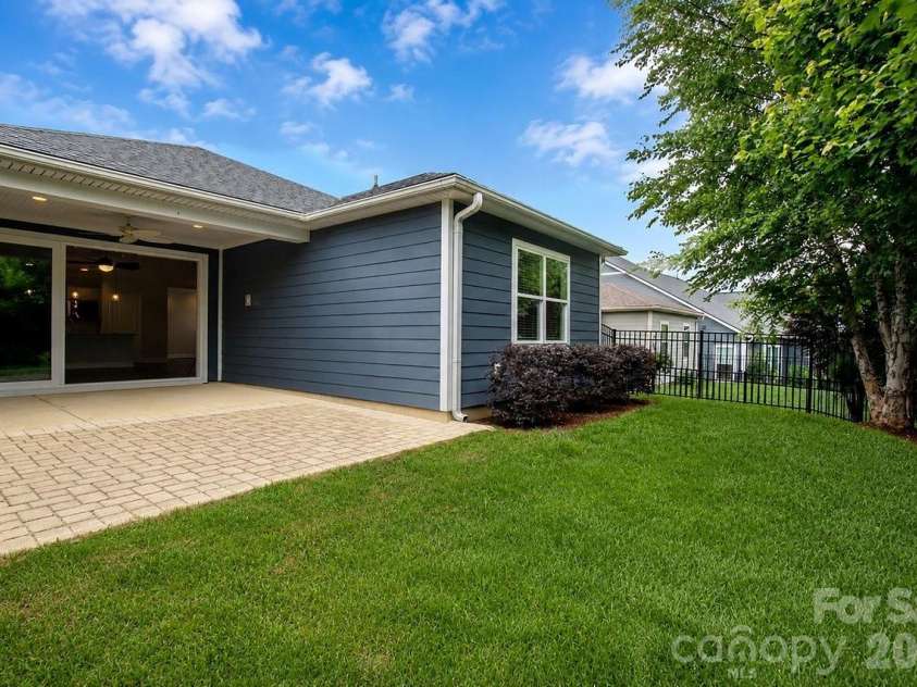5149 Looking Glass Trail, Denver, NC 28037.  MLS# CAR4376712, YatesRealty ID 29956. 