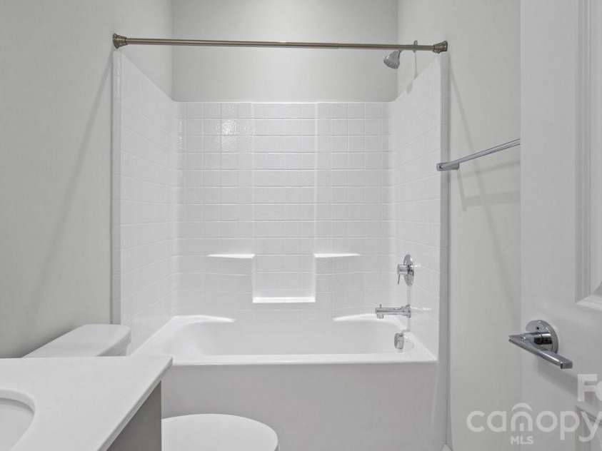5149 Looking Glass Trail, Denver, NC 28037.  MLS# CAR4376712, YatesRealty ID 29956. 
