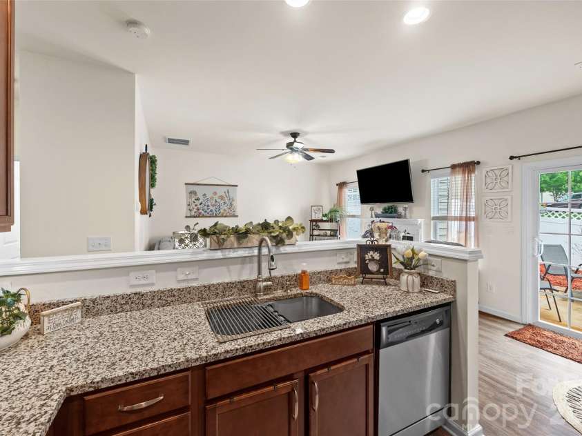 1435 Harpers Inlet Drive, Clover, SC 29710.  MLS# CAR4383521, YatesRealty ID 29957. 