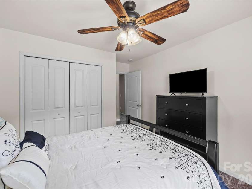 1435 Harpers Inlet Drive, Clover, SC 29710.  MLS# CAR4383521, YatesRealty ID 29957. 
