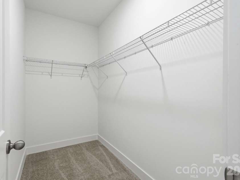 2021 Hart Road, Charlotte, NC 28214.  MLS# CAR4386974, YatesRealty ID 29958. 
