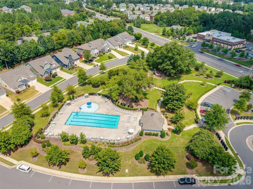 625 Amber Meadows Way, Tega Cay, SC 29708.  MLS# CAR4386072, YatesRealty ID 29959. 