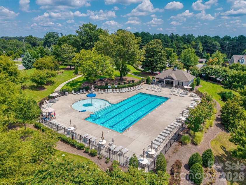625 Amber Meadows Way, Tega Cay, SC 29708.  MLS# CAR4386072, YatesRealty ID 29959. 