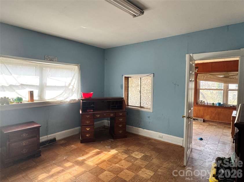 192 Brevard Road, Asheville, NC 28806.  MLS# CAR4354273, YatesRealty ID 2996. 