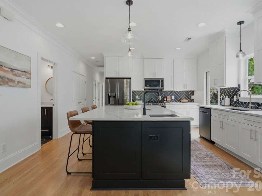 2906 Georgia Avenue, Charlotte, NC 28205.  MLS# CAR4387227, YatesRealty ID 29960. 