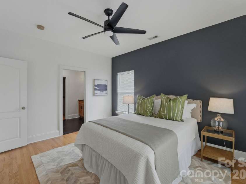 2906 Georgia Avenue, Charlotte, NC 28205.  MLS# CAR4387227, YatesRealty ID 29960. 