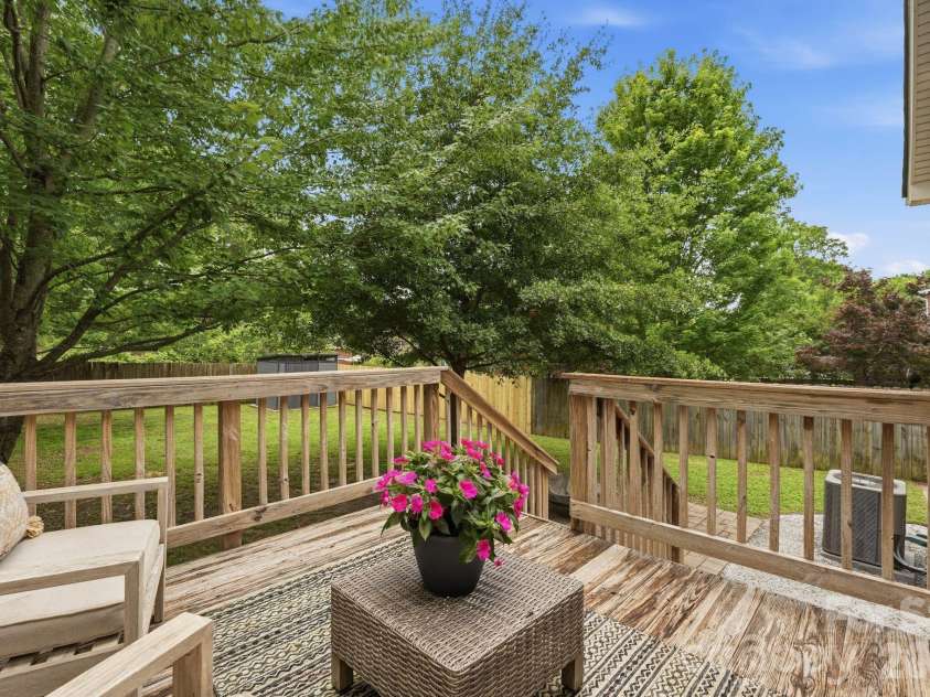 2906 Georgia Avenue, Charlotte, NC 28205.  MLS# CAR4387227, YatesRealty ID 29960. 