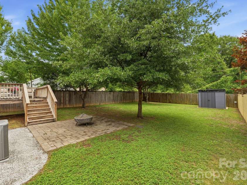 2906 Georgia Avenue, Charlotte, NC 28205.  MLS# CAR4387227, YatesRealty ID 29960. 