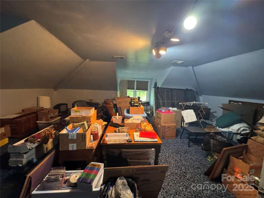 300 Blackmon Street, Bethune, SC 29009.  MLS# CAR4270167, YatesRealty ID 29960. 