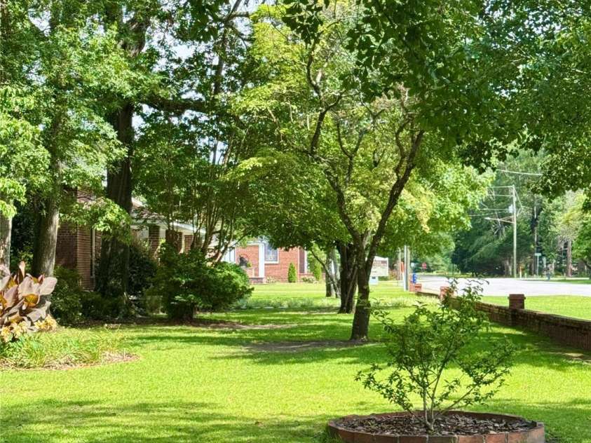 300 Blackmon Street, Bethune, SC 29009.  MLS# CAR4270167, YatesRealty ID 29960. 