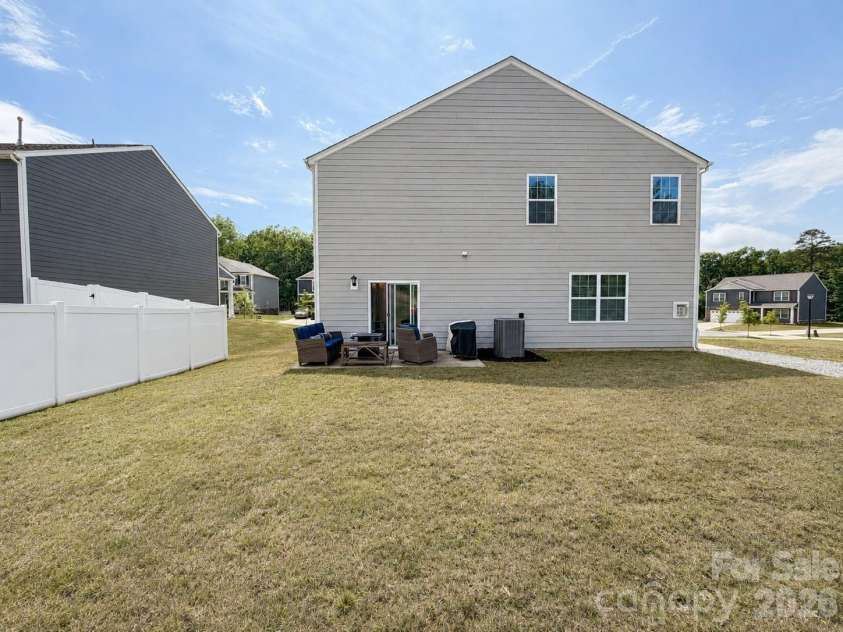 3646 Azalea Ridge Drive, Mount Holly, NC 28120.  MLS# CAR4388800, YatesRealty ID 29964. 
