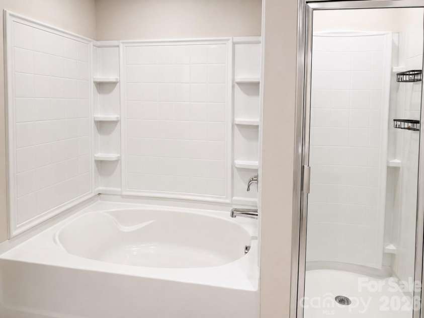 3646 Azalea Ridge Drive, Mount Holly, NC 28120.  MLS# CAR4388800, YatesRealty ID 29964. 