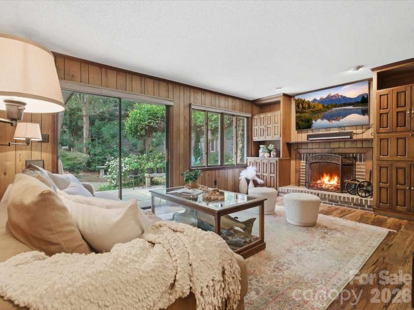 26 Honeysuckle Woods, Clover, SC 29710.  MLS# CAR4388817, YatesRealty ID 29965. 