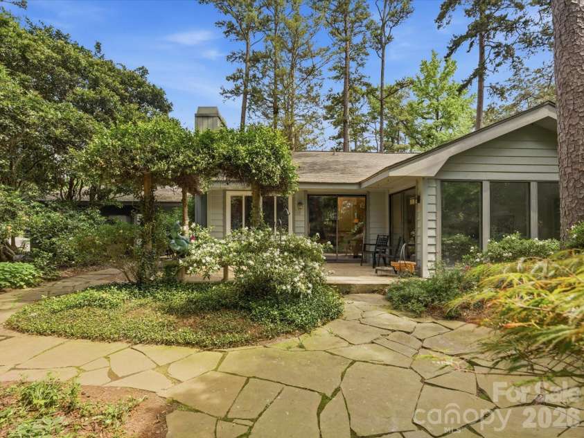 26 Honeysuckle Woods, Clover, SC 29710.  MLS# CAR4388817, YatesRealty ID 29965. 