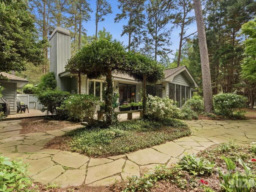 26 Honeysuckle Woods, Clover, SC 29710.  MLS# CAR4388817, YatesRealty ID 29965. 