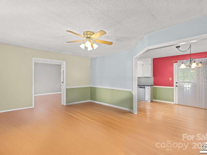 1994 Willow Ridge Street, Conover, NC 28613.  MLS# CAR4285184, YatesRealty ID 29966. 