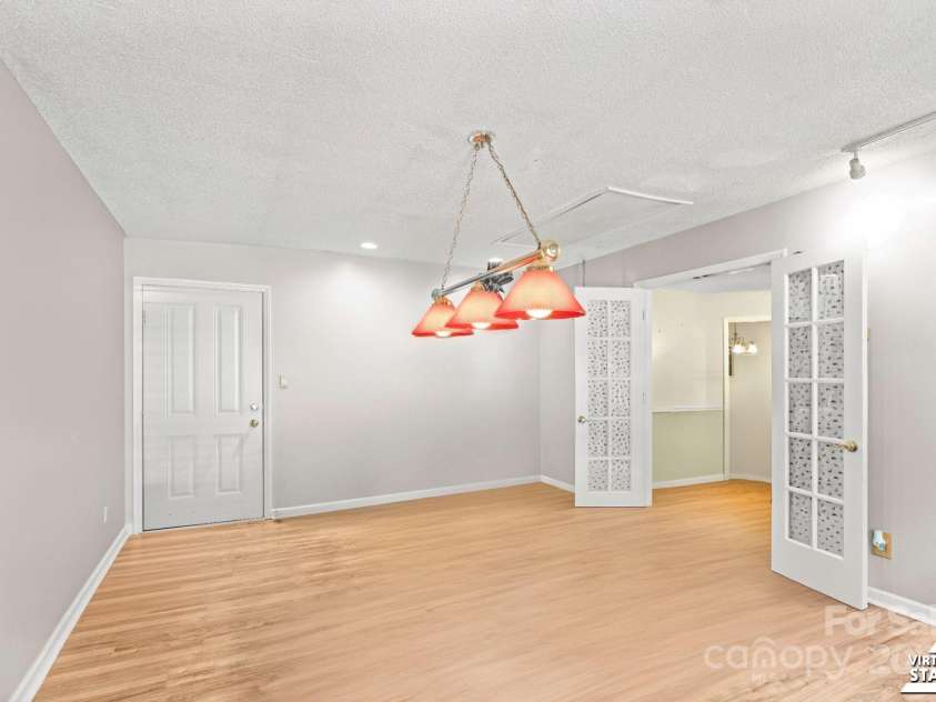 1994 Willow Ridge Street, Conover, NC 28613.  MLS# CAR4285184, YatesRealty ID 29966. 
