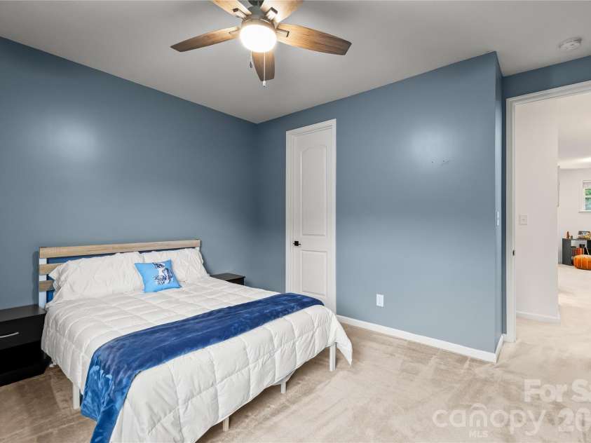 7202 Toxaway Lane, Charlotte, NC 28269.  MLS# CAR4389424, YatesRealty ID 29966. 