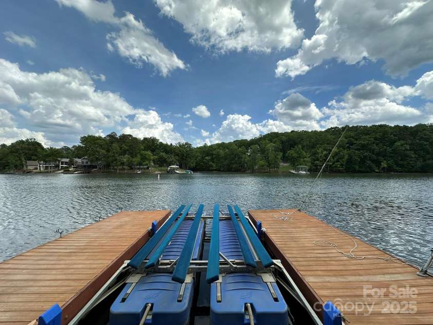 408 Emerald Bay Drive, Salisbury, NC 28146.  MLS# CAR4258311, YatesRealty ID 29967. 