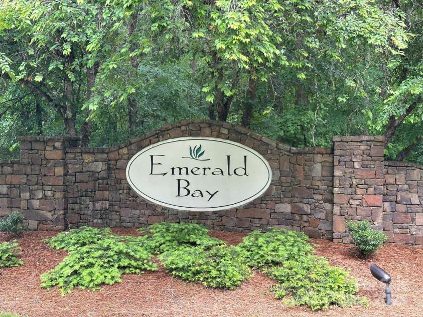 408 Emerald Bay Drive, Salisbury, NC 28146.  MLS# CAR4258311, YatesRealty ID 29967. 