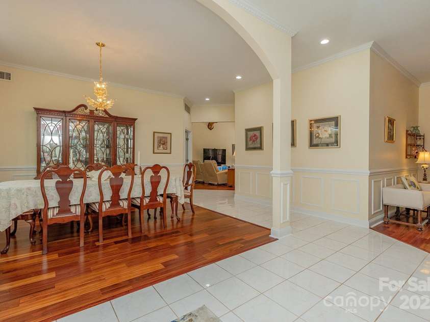 408 Emerald Bay Drive, Salisbury, NC 28146.  MLS# CAR4258311, YatesRealty ID 29967. 