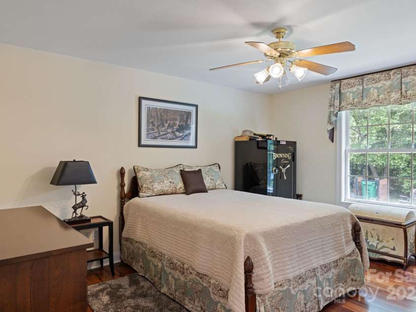 408 Emerald Bay Drive, Salisbury, NC 28146.  MLS# CAR4258311, YatesRealty ID 29967. 